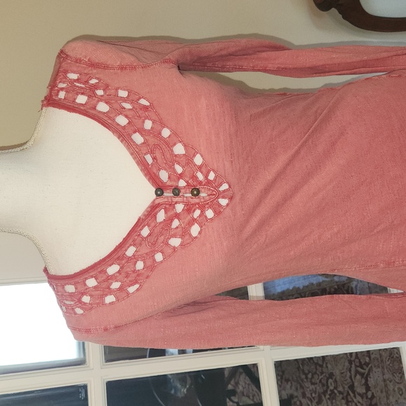 FREE PEOPLE red cotton cut out blouse S - Picture 2 of 7